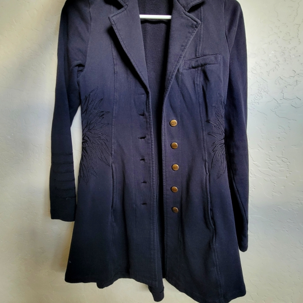 Wearables sweater/jacket